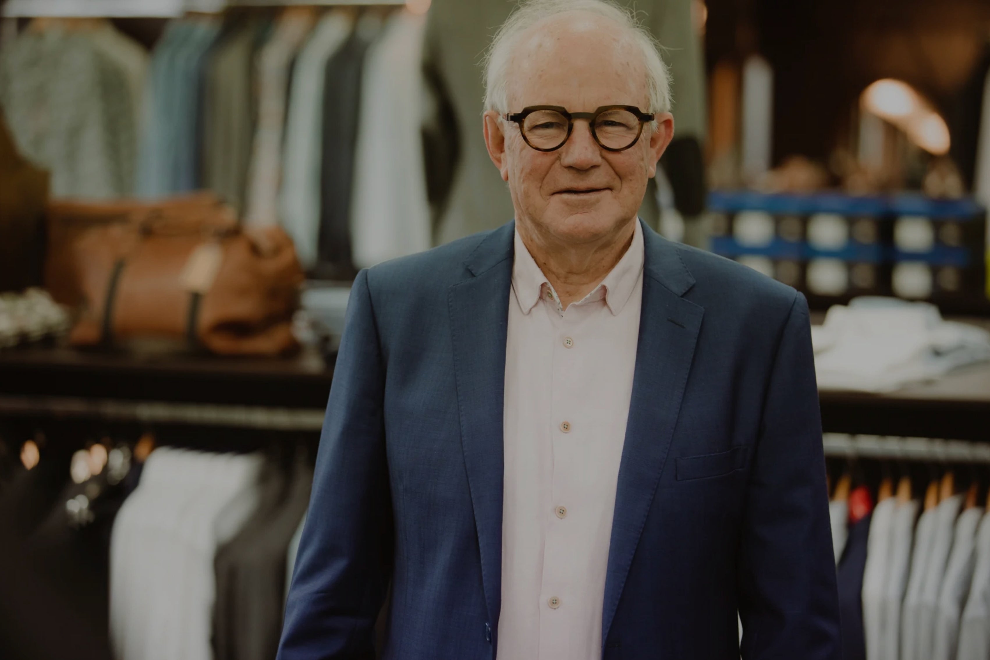 FASHION ADVERTISING: Looking back and moving forward.