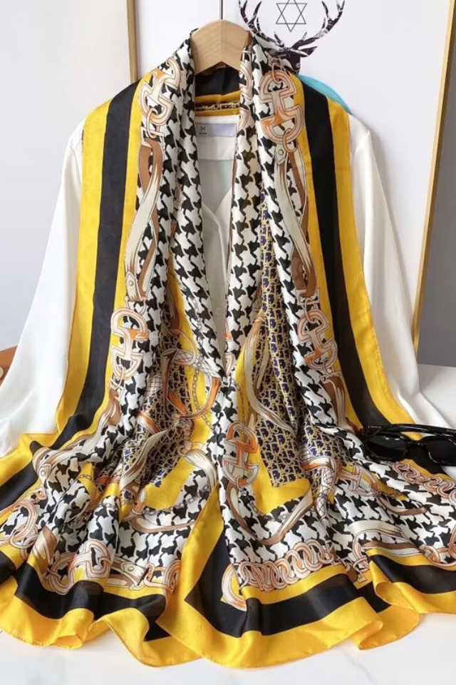 Classic Houndstooth Silk Scarf