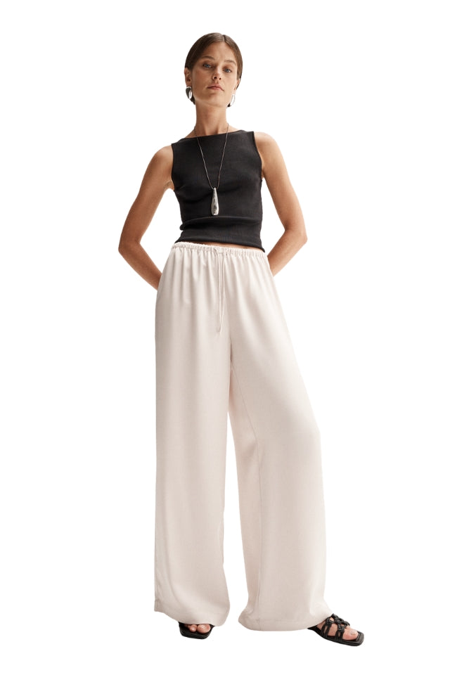 Mina Pant