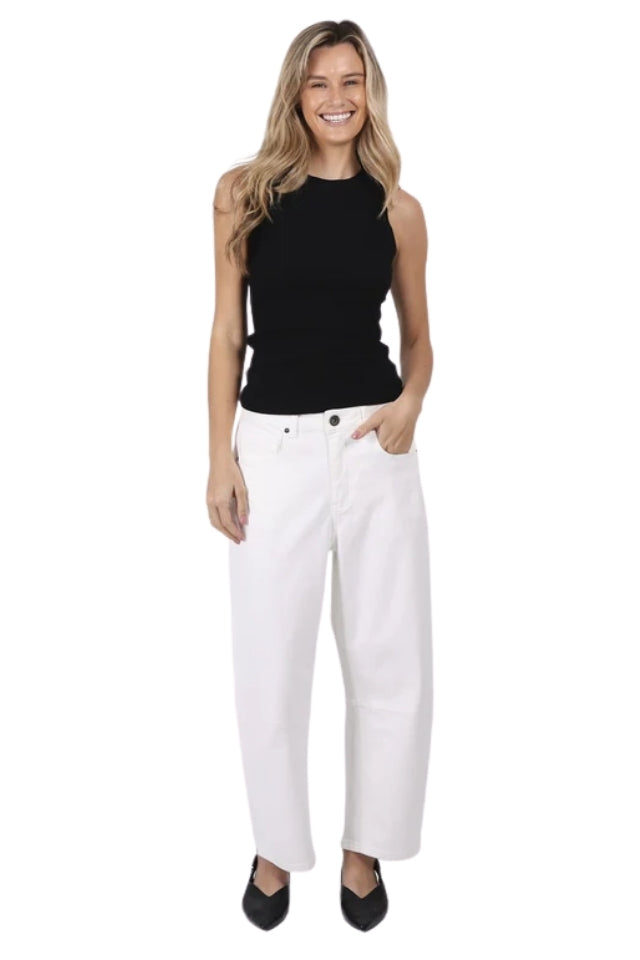 Toni Barrel Jean - White