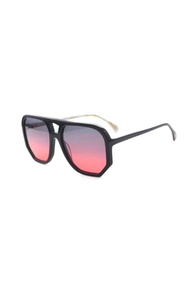 Wager Sunglasses - Black with Grey to Red