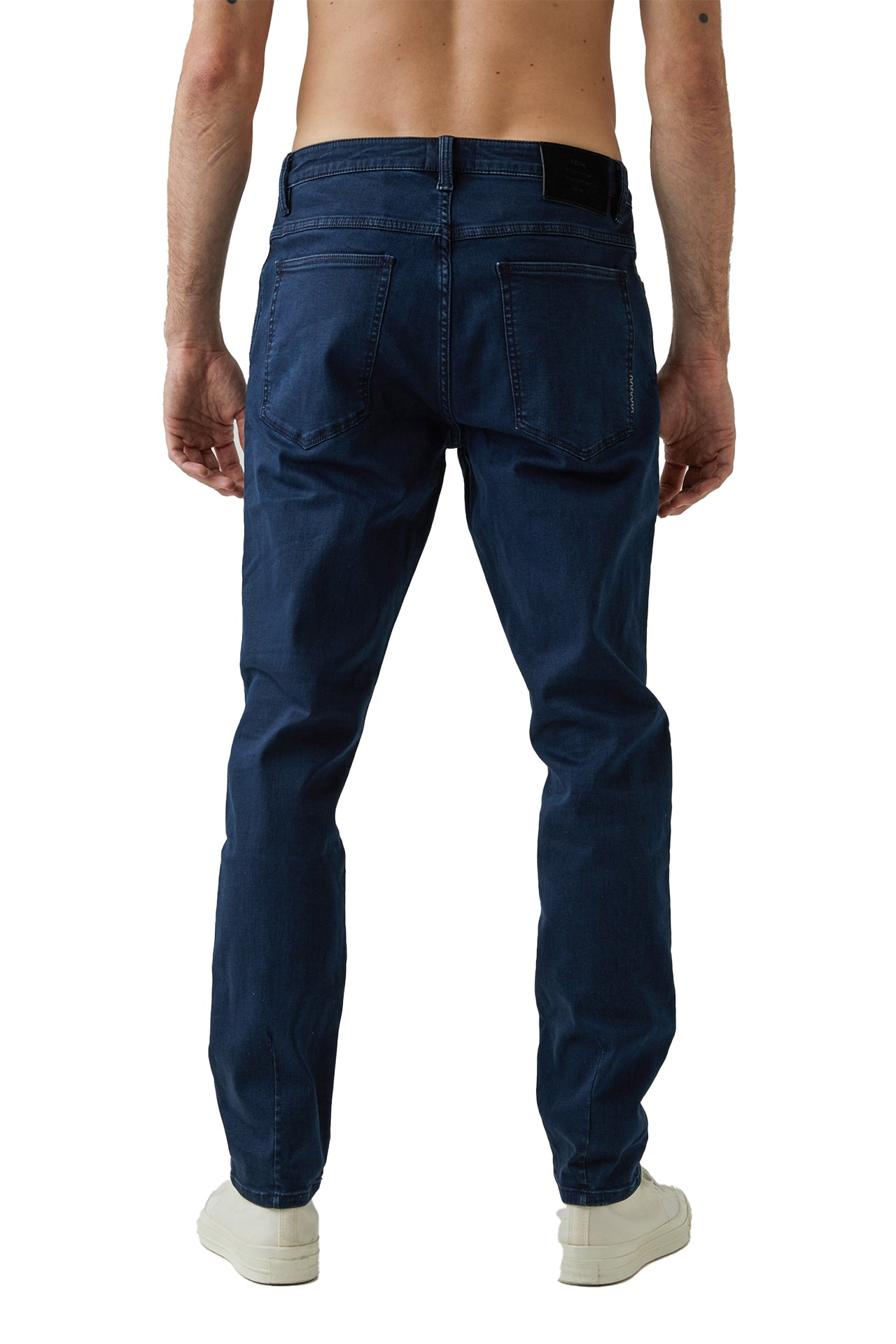 Ray Tapered Jean