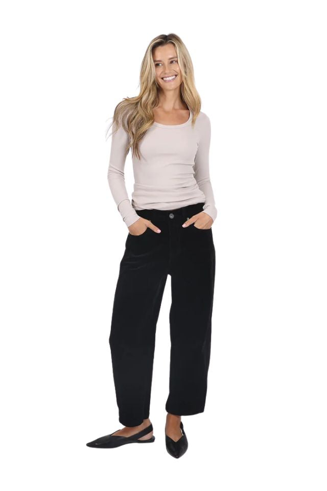 Toni Barrel Jean Corduroy - Black