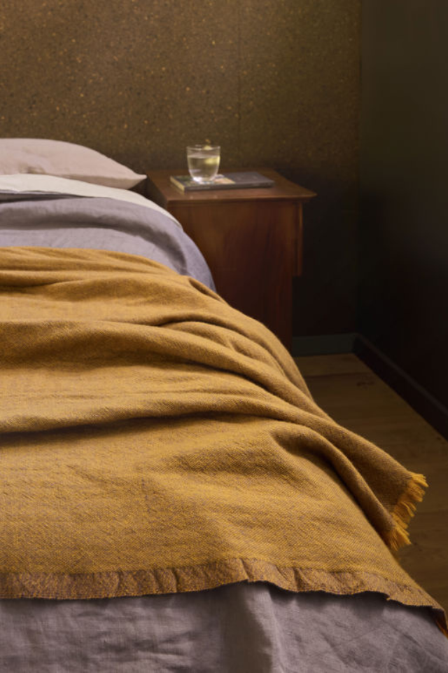 Oslo Lambswool Throw - Satsuma/Lupin