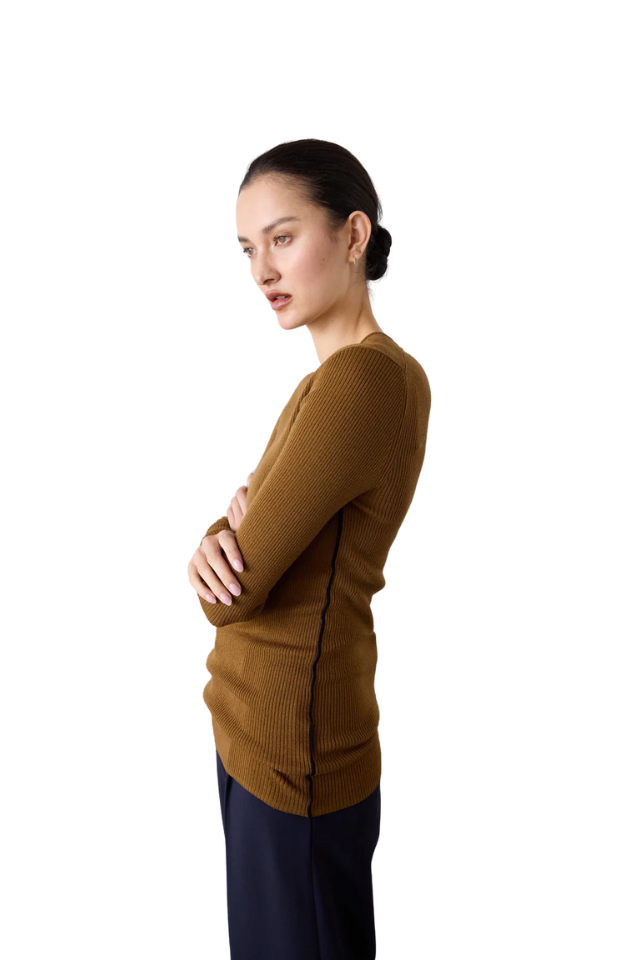 Max Ribbed Crew