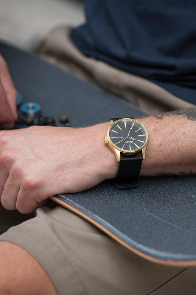Sentry Leather Gold / Black