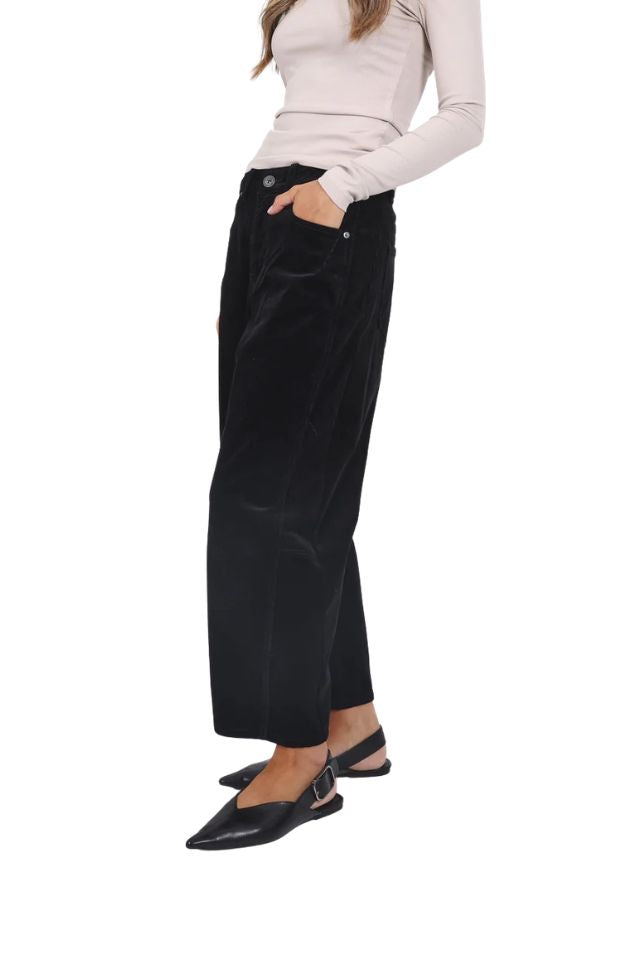 Toni Barrel Jean Corduroy - Black