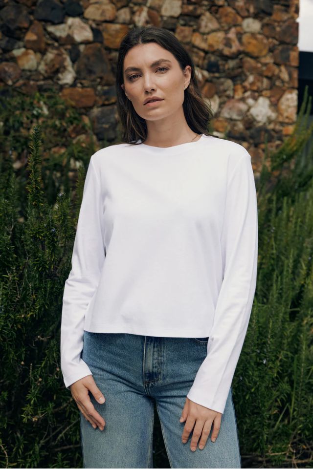 Classic L/S Tee/ 3 Ball - White
