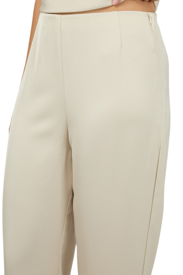 Briony Pant