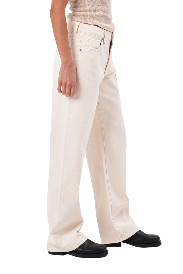 Daria Boyfriend Light Cream