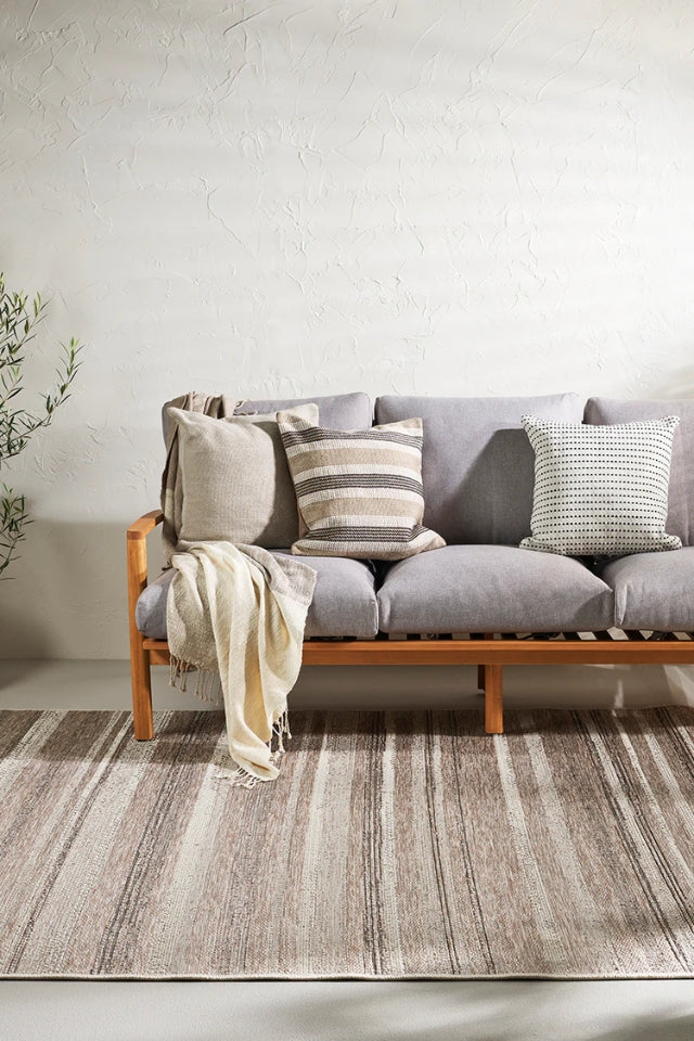 Lansdowne Cushion