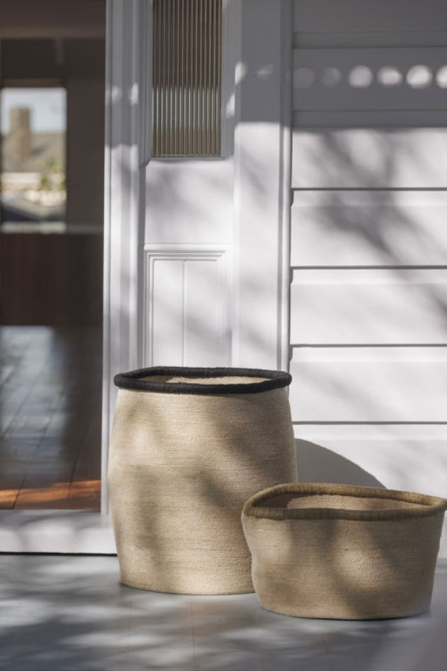 Arena Laundry Basket - Natural/Blue Black