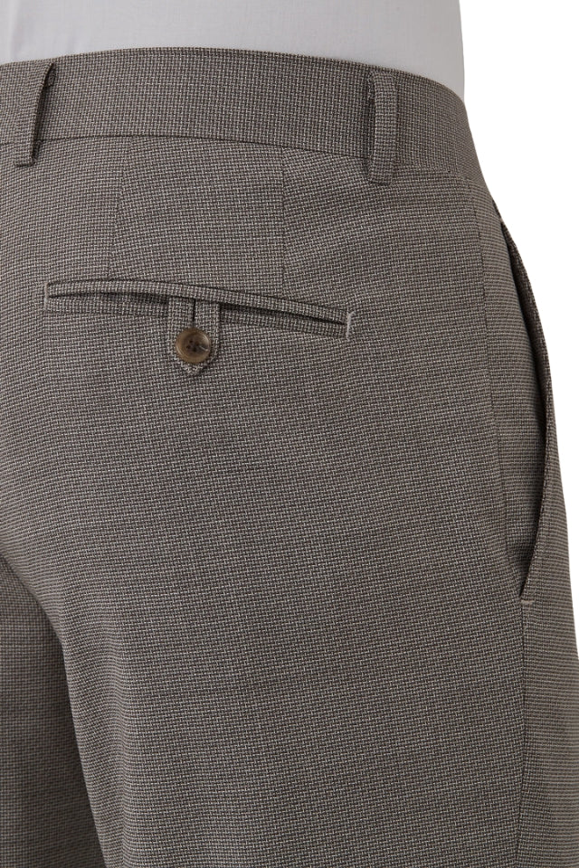 Razor Standard Trouser