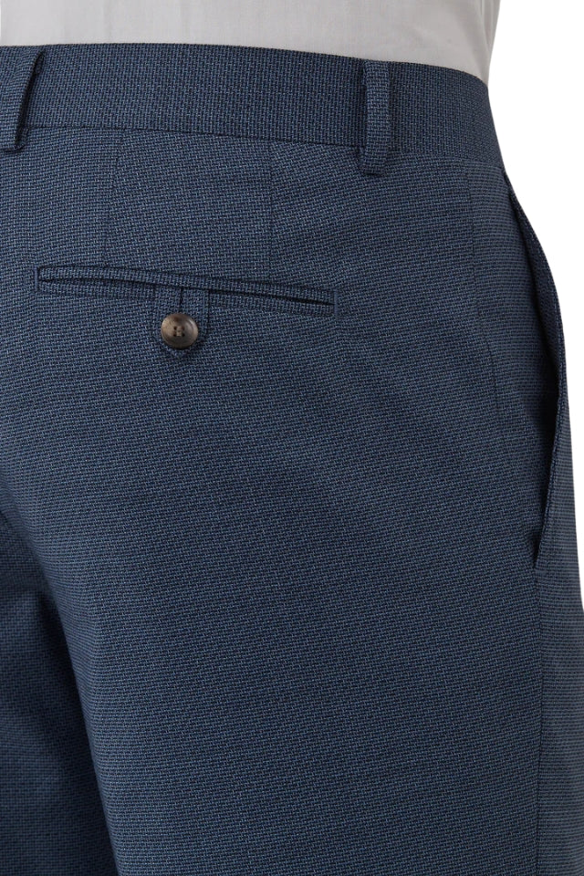 Razor Standard Trouser
