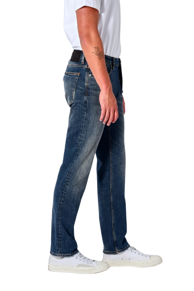 Ray Straight - Pantheon