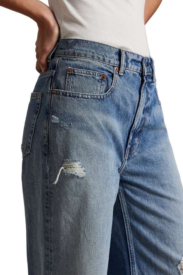 Relaxed Wide-Leg Jean