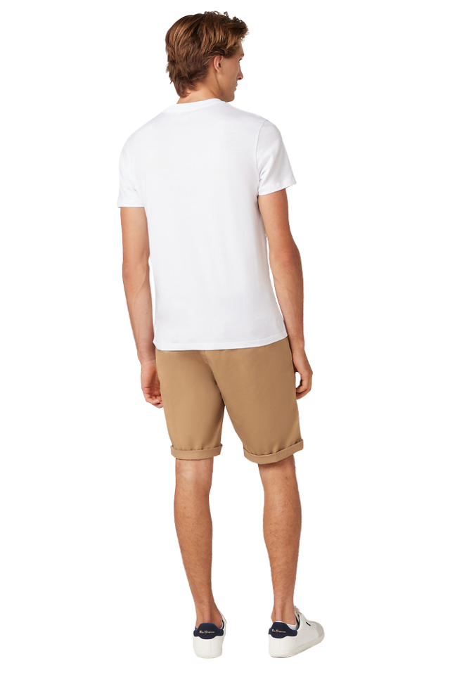 Signature Chino Short