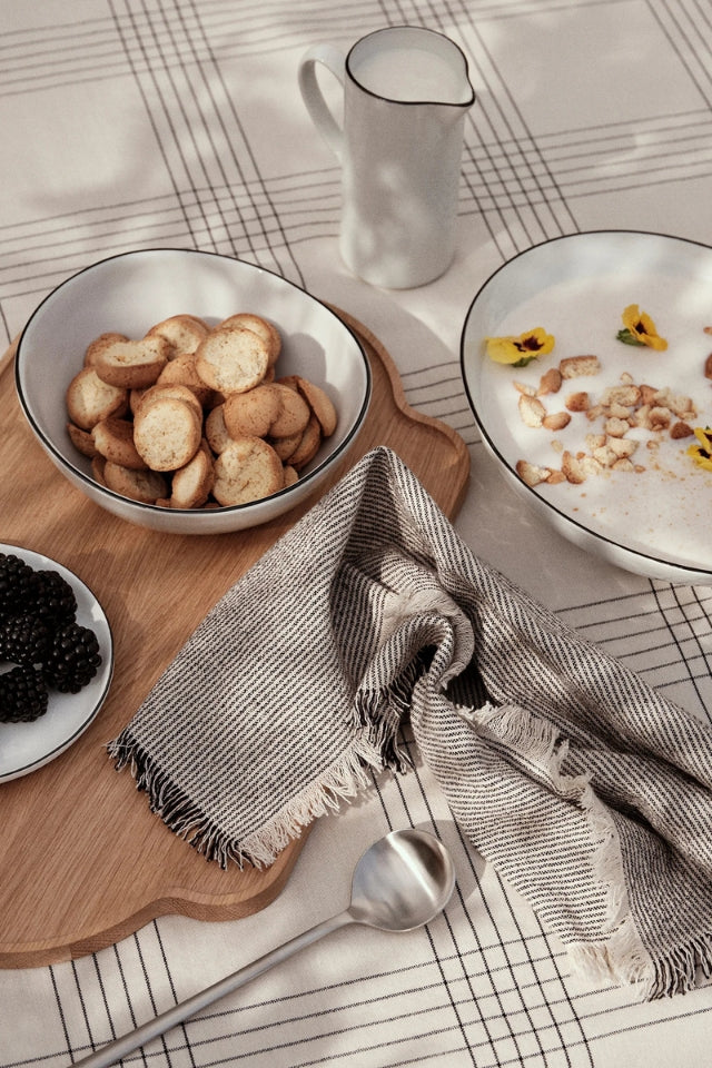 Alice Tablecloth - Black/Natural