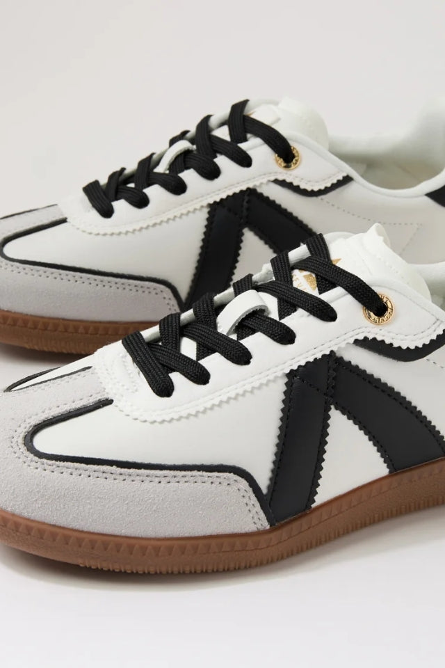 Elite Classic Sneaker - White Black