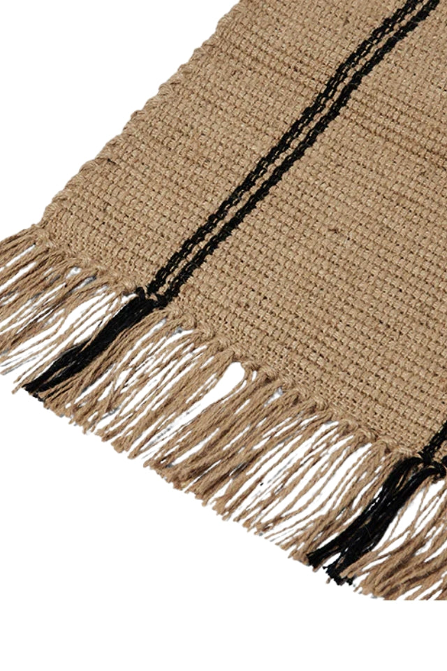 Yuki Rug - Natural and Black