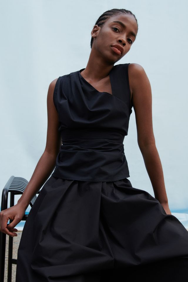 Genre Top - Black