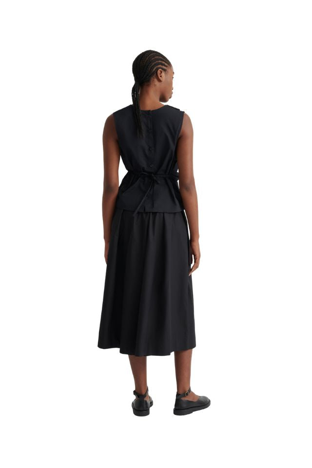Genre Top - Black