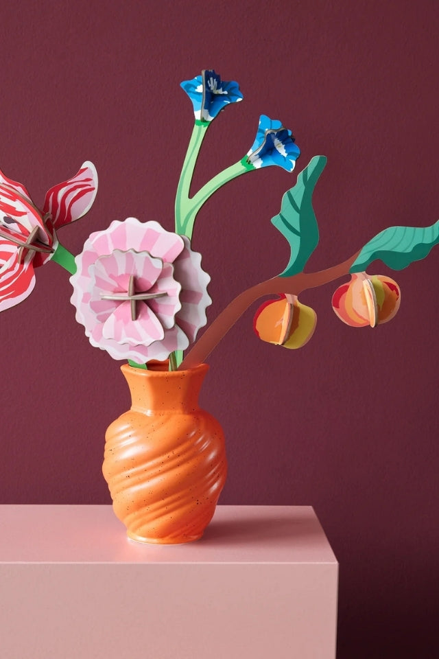 Objects Artist - Dutch Masters Bouquet