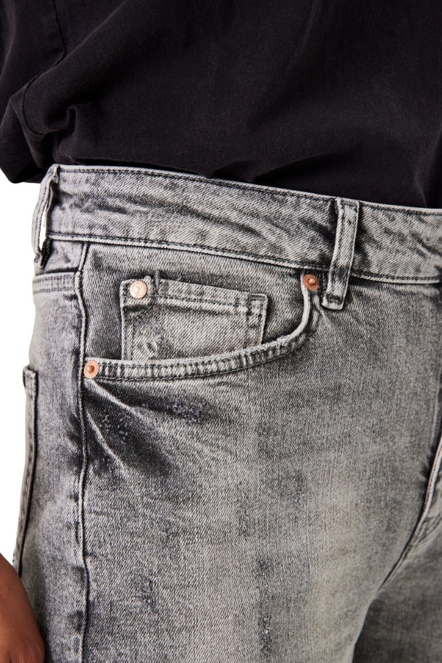 Isabella 286 Mom Fit Jeans - Medium Used