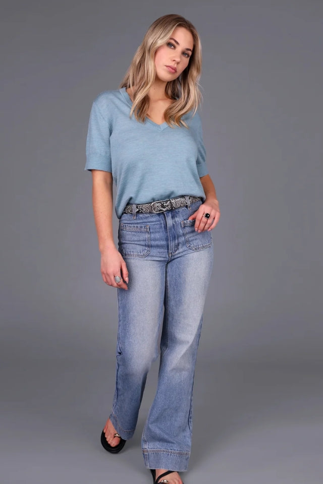V-Neck Merino Classic Tee - Duckegg Blue