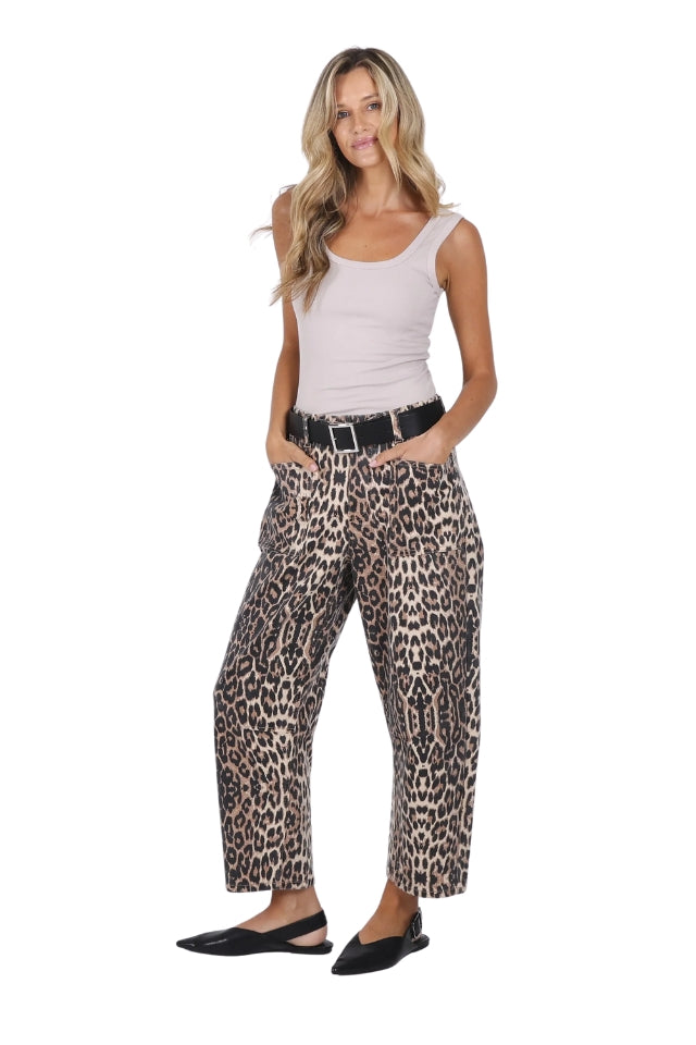 Leo Barrel Jean - Leopard Print