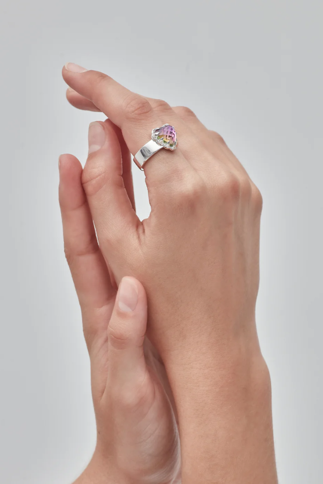 Love Claw Ring - Mystic Quartz