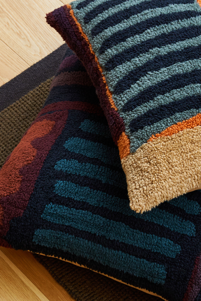 Magnus Floor Cushion