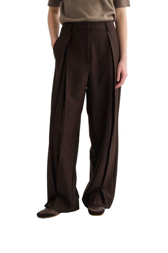 Invert Pleat Trouser - Truffle