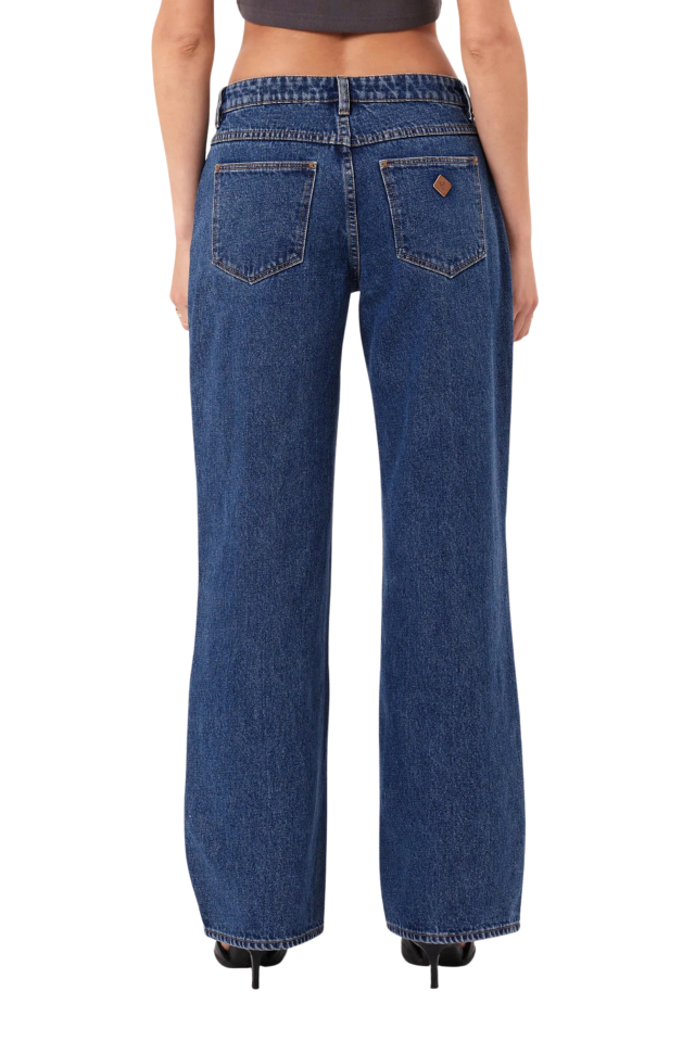 95 Baggy Bella