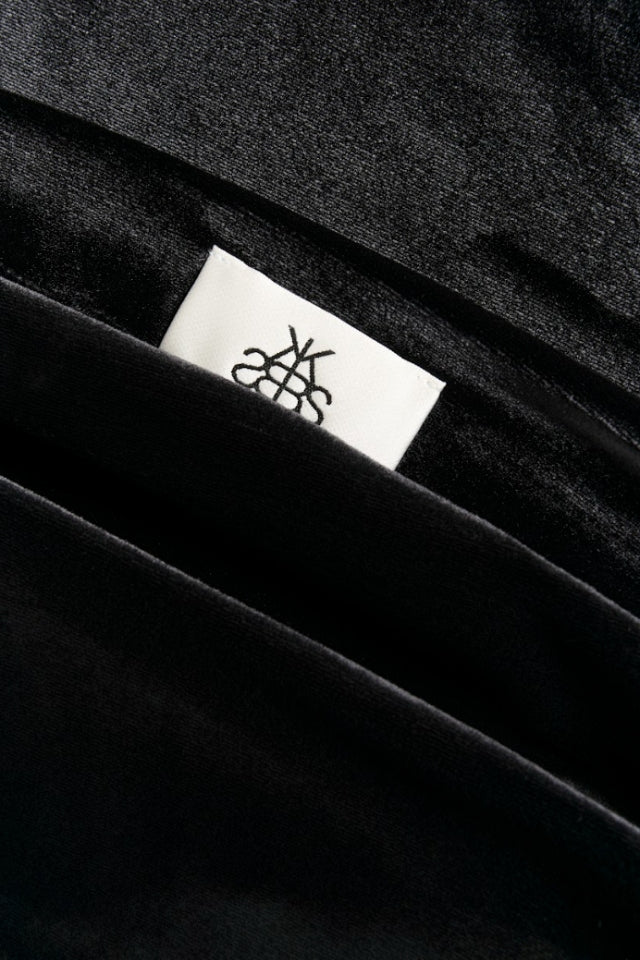 KBCecilia Top - Meteorite