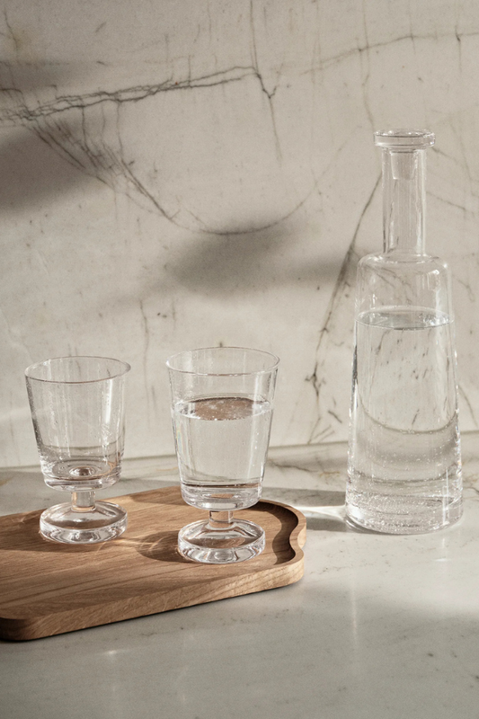 Bubble Graphic Carafe with Lid