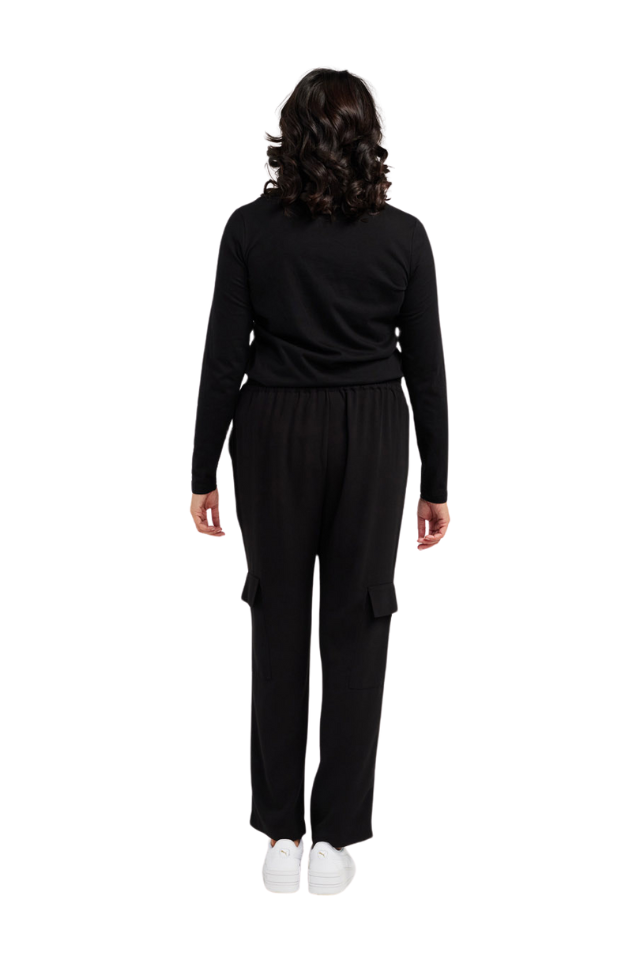 Elastic Waist Travel Pant