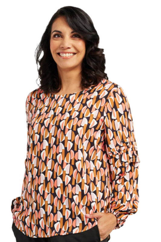 Graphic Print Top Pintuck Sleeve