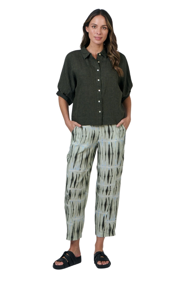 Button Top - Licorice