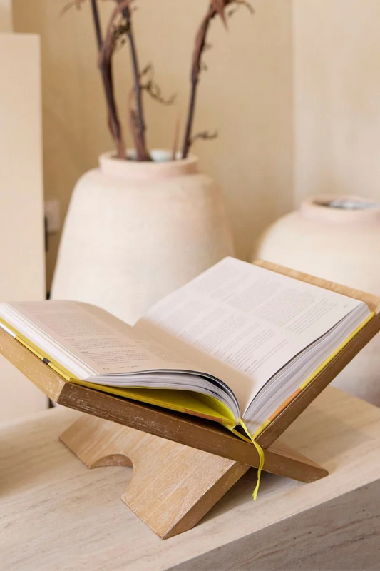 Como Book Stand