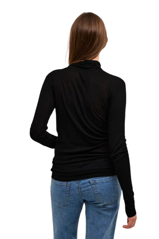 DollyKB Turtleneck