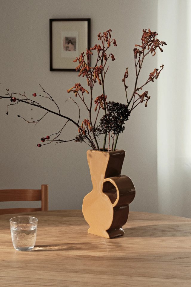 Etta Single Handled Vase - Cinnamon Sand