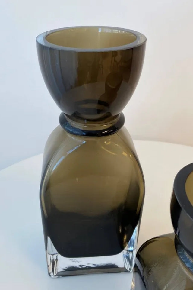 Fleur Round Neck Vase - Smoked Olive