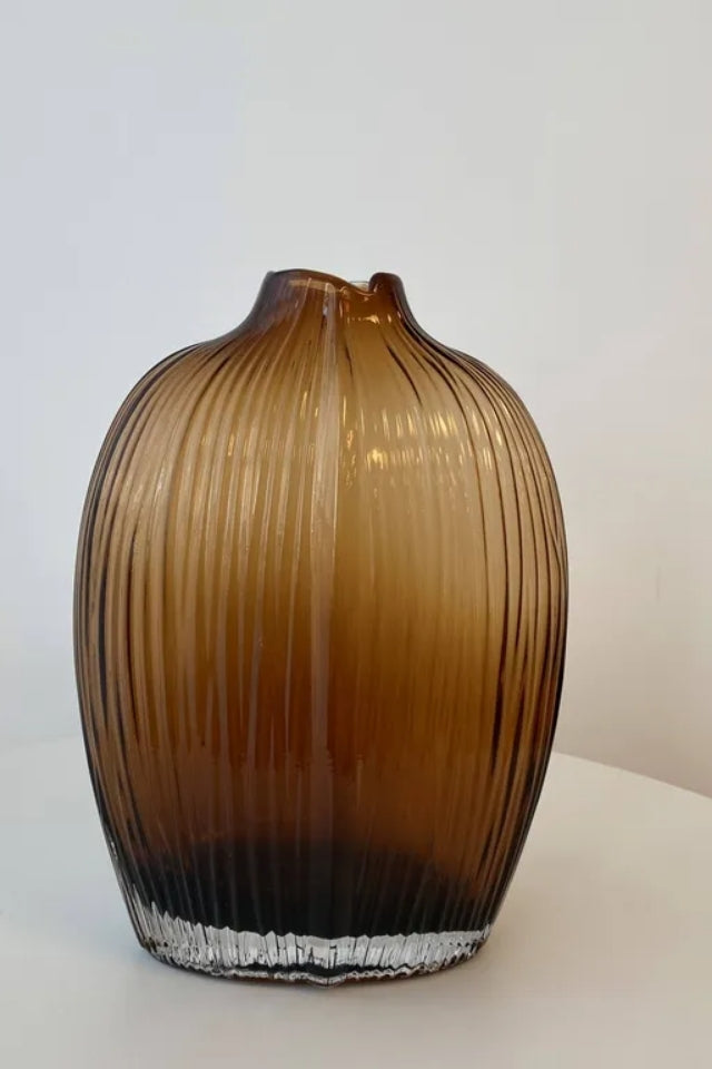 Fleur Shoulder Vase - Amber