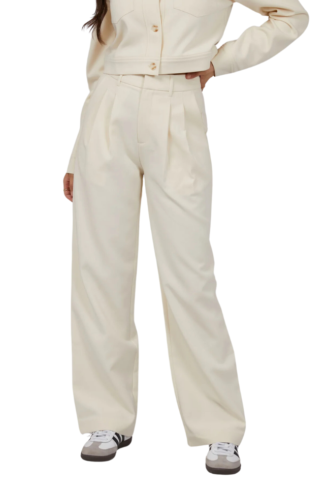 Gia Pant