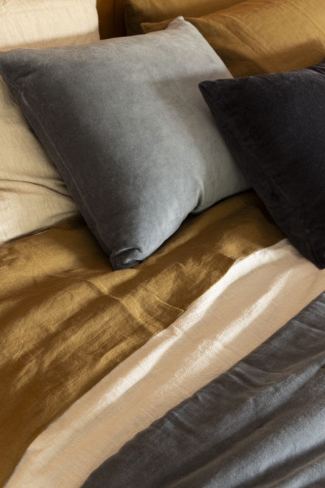 Vevet Cushion Cover - Cod