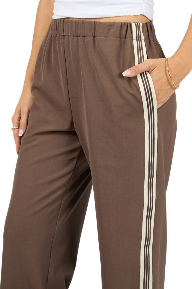 Lina Pant - Coffee
