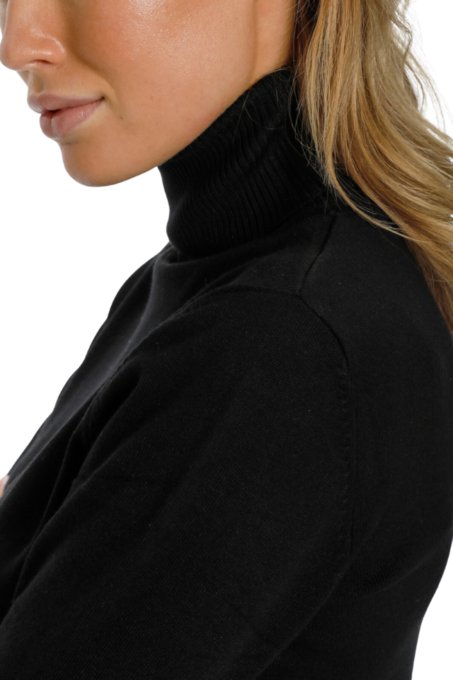 Mila Rollneck Knit