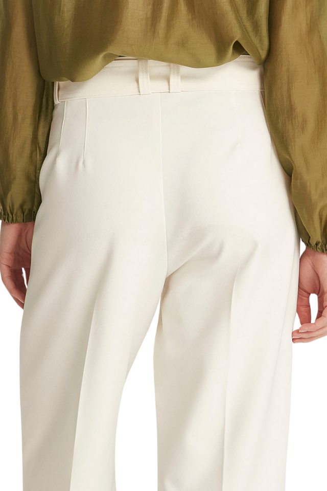 Mina Pant