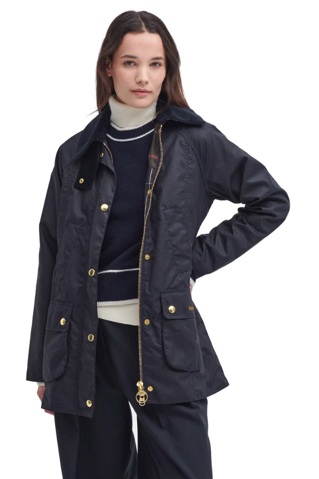 Modern Beadnell Wax Jacket - Navy/Classic